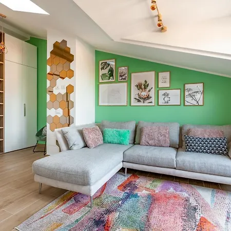 Cozy W/parking 5 Min Walk From The Bus Stop 公寓 米兰