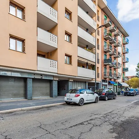 Lejlighed Cozy W/parking 5 Min Walk From The Bus Stop Milano